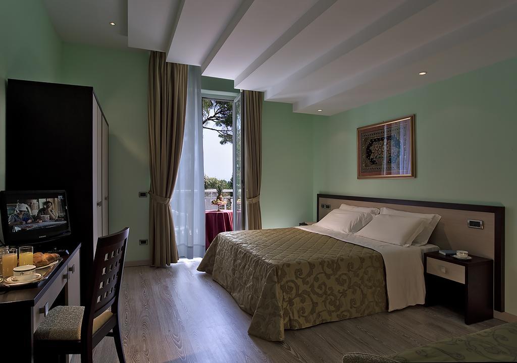 Hotel Regina Palace Terme Ischia Zimmer foto